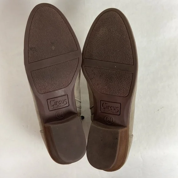 Circus Sam Edelman Preston Suede Chelsea Ankle Bootie - Picture 11 of 16